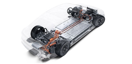  Image where we see the underside of an electric Mercedes vehicle. Electricity as luxury. Mercedes silencer. Mercedes electric vehicle parts. Luxury electric vehicle. Sporty driving. Luxurious driving. Mercedes Blainville. Mercedes electric collection. Mercedes electric range. Mercedes electric vehicle.